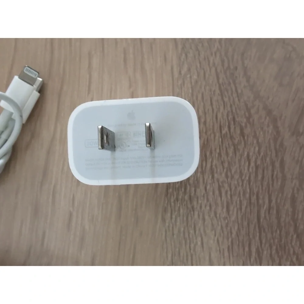 Apple Magic Mouse 2 A1657 – Wireless‎ Bluetooth Multi‑Touch Tested Works White
